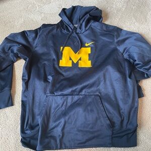 Michigan Nike sweatshirt